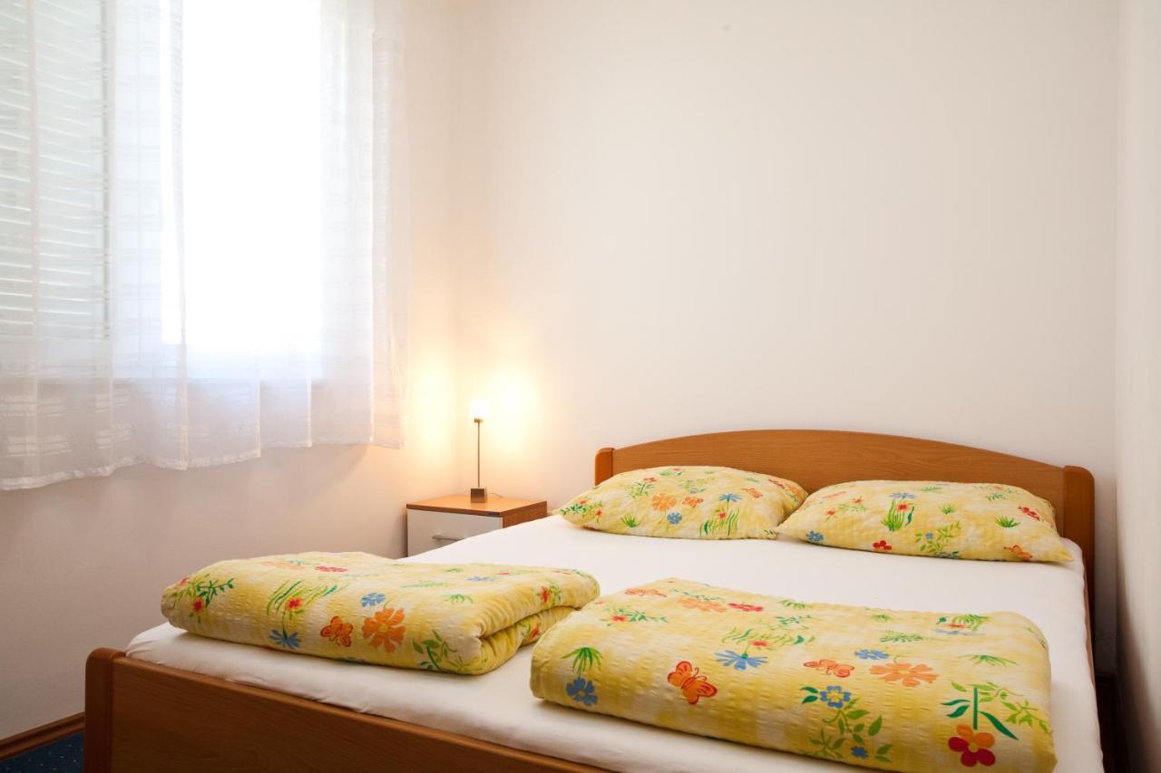 Apartments Glibo Near The Sea And Town Center! Krk Town Exterior photo
