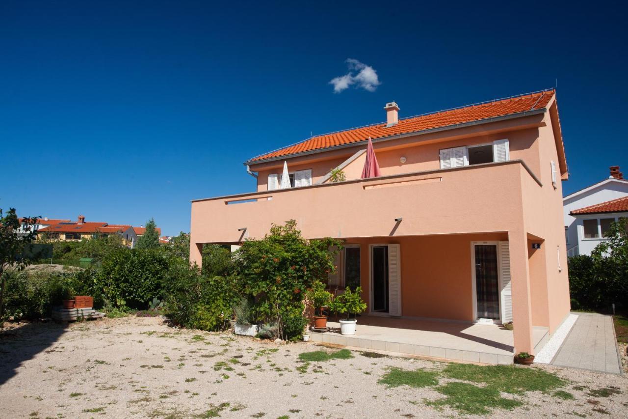 Apartments Glibo Near The Sea And Town Center! Krk Town Exterior photo